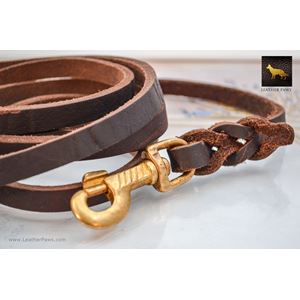 Hanyang 2023 New Arrival Leather Dog Collar and Leash Luxury Pet Collar  Leather Packaging Premium Metal Buckle Dog Collar Designer Dog Lead - China Pet  Collar Leather and Metal Buckle Dog Collar